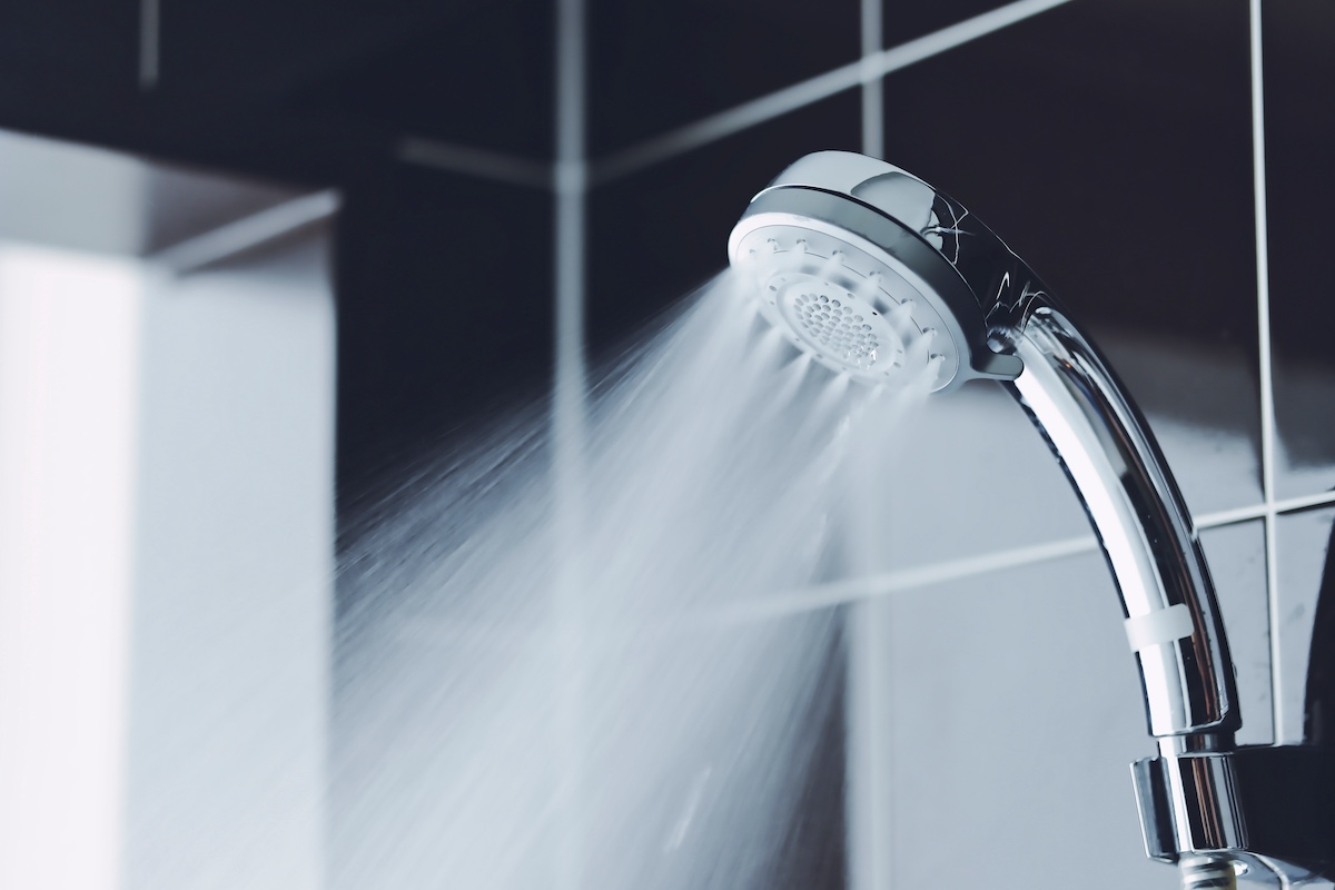 シャワーの水圧の問題を解消するには?